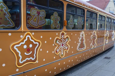 Blagdanska čarolija na tračnicama: Osijek ima najslađi tramvaj u Hrvatskoj
