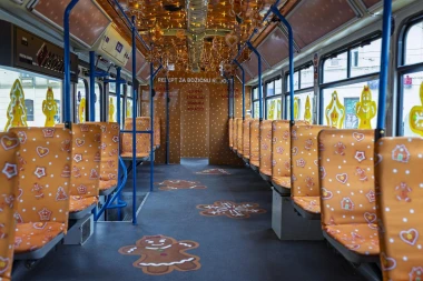 Blagdanska čarolija na tračnicama: Osijek ima najslađi tramvaj u Hrvatskoj