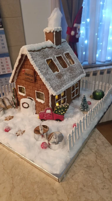 Čarolija na 40 fotografija: Pogledajte bajkovite kućice od medenjaka na&scaron;ih čitateljica