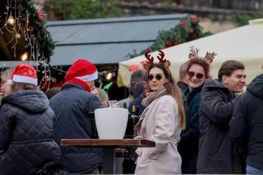 Zadranke su očarale ljepotom i outfitima ovaj Badnjak