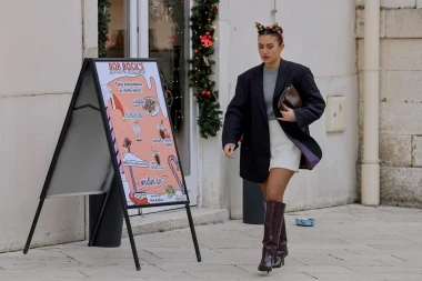 Zadranke su očarale ljepotom i outfitima ovaj Badnjak