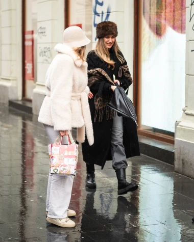 Ljepotice i ludilo u centru Zagreba, pogledajte kako je izgledao Badnjak na &scaron;pici