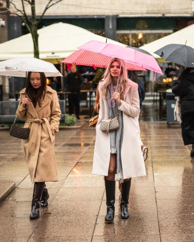 Ljepotice i ludilo u centru Zagreba, pogledajte kako je izgledao Badnjak na &scaron;pici