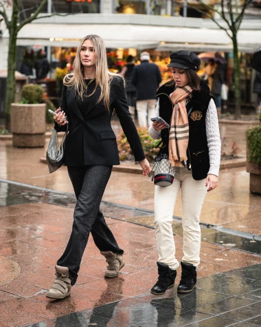 Ljepotice i ludilo u centru Zagreba, pogledajte kako je izgledao Badnjak na &scaron;pici