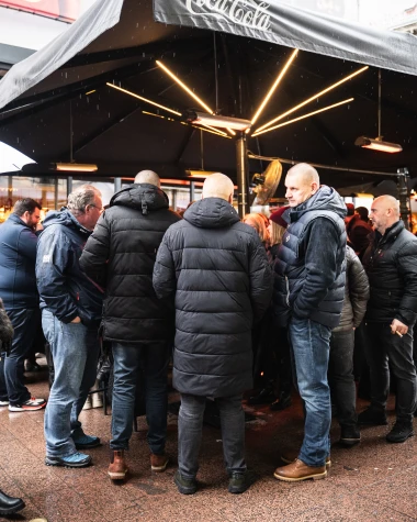 Ljepotice i ludilo u centru Zagreba, pogledajte kako je izgledao Badnjak na &scaron;pici