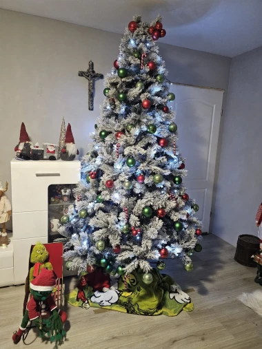 Zavirile smo u domove na&scaron;ih čitateljica: Pogledajte fotografije čarobnih božićnih jelki