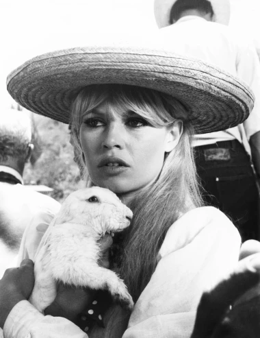 Legendarna Brigitte Bardot preminula u 91. godini: Pogledajte nezaboravne fotografije iz njezina života