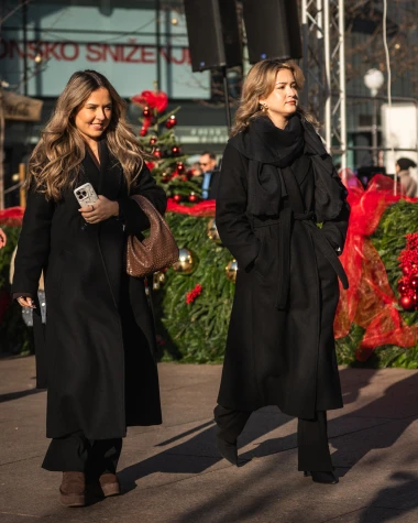 Centar Zagreba na Silvestrovo: Pogledajte poznate, glamur i veselje na &scaron;pici