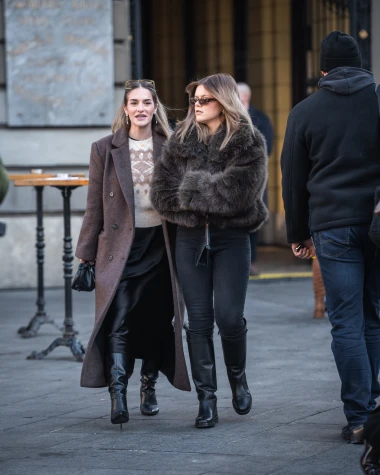 Centar Zagreba na Silvestrovo: Pogledajte poznate, glamur i veselje na &scaron;pici