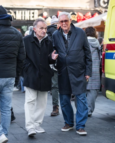 Centar Zagreba na Silvestrovo: Pogledajte poznate, glamur i veselje na &scaron;pici