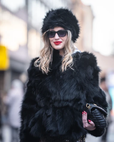 Centar Zagreba na Silvestrovo: Pogledajte poznate, glamur i veselje na &scaron;pici