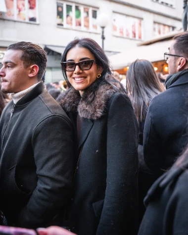 Centar Zagreba na Silvestrovo: Pogledajte poznate, glamur i veselje na &scaron;pici