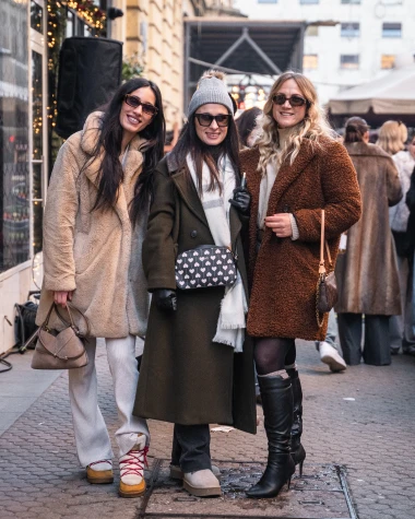 Centar Zagreba na Silvestrovo: Pogledajte poznate, glamur i veselje na &scaron;pici