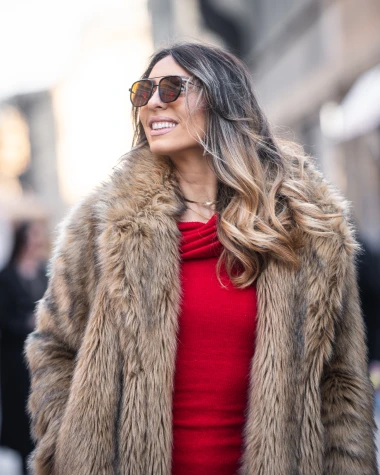 Crvena eksplozija na &scaron;pici: Evo kako Zagrepčanke nose crvene komade i modne detalje