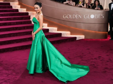 Najbolje odjevene zvijezde na Zlatnim globusima: Selena Gomez oborila s nogu u perju