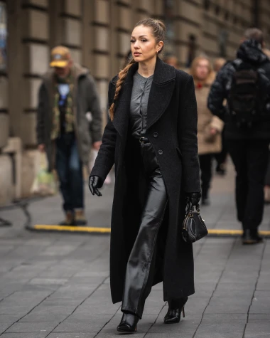 Crno je novo crno: Boja vječne elegancije ponovno vlada &scaron;picom