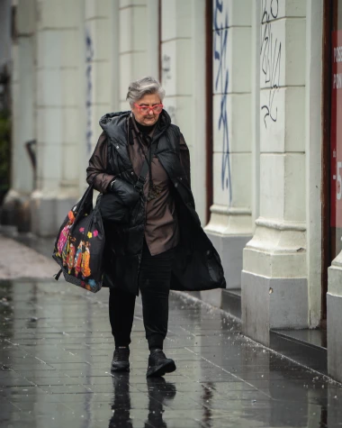 Crno je novo crno: Boja vječne elegancije ponovno vlada &scaron;picom