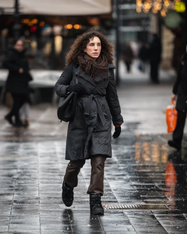 Crno je novo crno: Boja vječne elegancije ponovno vlada &scaron;picom