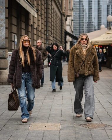 Zagrebačka &scaron;pica: Influencerica Lana Biželj i mnoga poznata lica pro&scaron;etali centrom grada