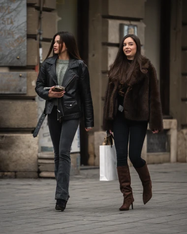 Zagrebačka &scaron;pica: Influencerica Lana Biželj i mnoga poznata lica pro&scaron;etali centrom grada