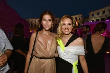 Jelena Perčin slavi 45. rođendan: Najbolja modna izdanja zvijezde RTL-ovih serija