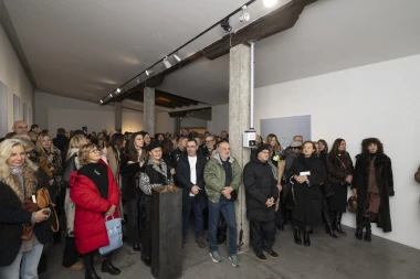 Otvorenje izložbe suvremenog nakita Senke Dombin privuklo mnoga poznata lica