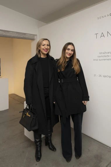 Otvorenje izložbe suvremenog nakita Senke Dombin privuklo mnoga poznata lica