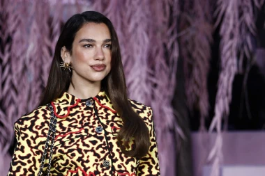 Nicole Kidman, Pen&eacute;lope Cruz i Dua Lipa zvijezde su Chanelove revije u Parizu