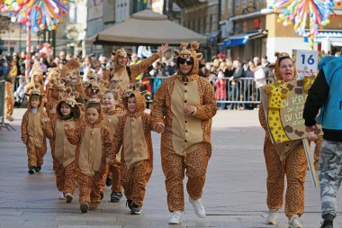 Dječja povorka u Rijeci okupila 6500 ma&scaron;kara: Pogledajte preslatke maske veselih mali&scaron;ana