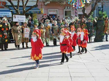 Dječja povorka u Rijeci okupila 6500 ma&scaron;kara: Pogledajte preslatke maske veselih mali&scaron;ana