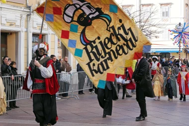 Dječja povorka u Rijeci okupila 6500 ma&scaron;kara: Pogledajte preslatke maske veselih mali&scaron;ana