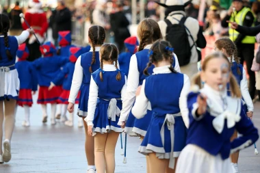 Dječja povorka u Rijeci okupila 6500 ma&scaron;kara: Pogledajte preslatke maske veselih mali&scaron;ana