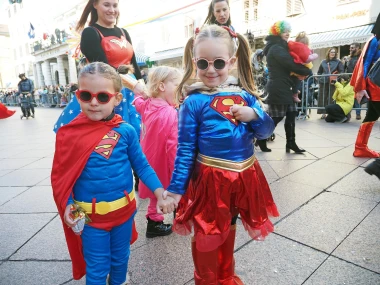 Dječja povorka u Rijeci okupila 6500 ma&scaron;kara: Pogledajte preslatke maske veselih mali&scaron;ana