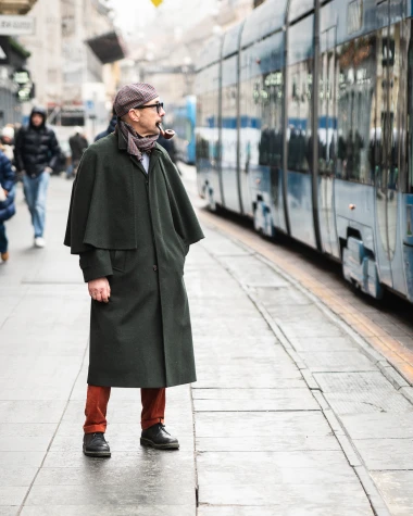Mu&scaron;karci sa zagrebačke &scaron;pice odu&scaron;evili modnim ukusom: Kačketi, boje i zanimljive torbe