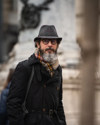 Mu&scaron;karci sa zagrebačke &scaron;pice odu&scaron;evili modnim ukusom: Kačketi, boje i zanimljive torbe