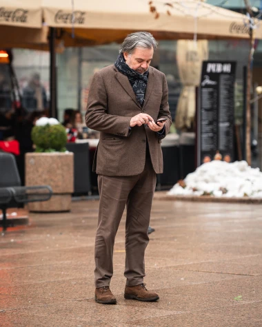 Mu&scaron;karci sa zagrebačke &scaron;pice odu&scaron;evili modnim ukusom: Kačketi, boje i zanimljive torbe