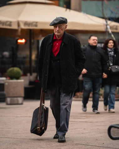 Mu&scaron;karci sa zagrebačke &scaron;pice odu&scaron;evili modnim ukusom: Kačketi, boje i zanimljive torbe