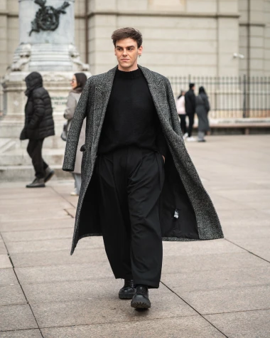 Mu&scaron;karci sa zagrebačke &scaron;pice odu&scaron;evili modnim ukusom: Kačketi, boje i zanimljive torbe