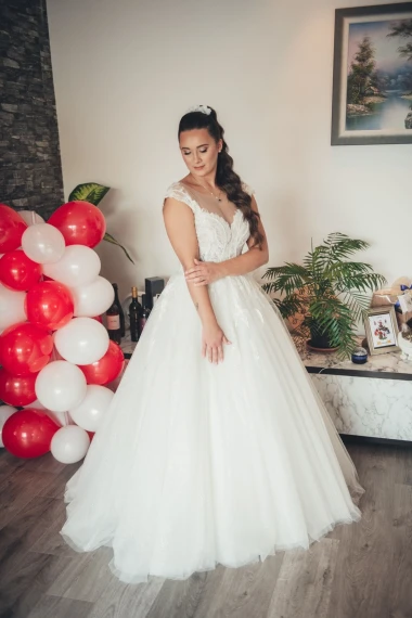 Čitateljice su nam poslale fotografije svojih vjenčanica - koju biste odabrali?