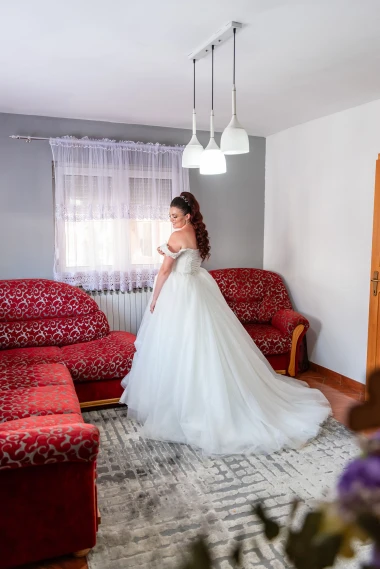 Čitateljice su nam poslale fotografije svojih vjenčanica - koju biste odabrali?