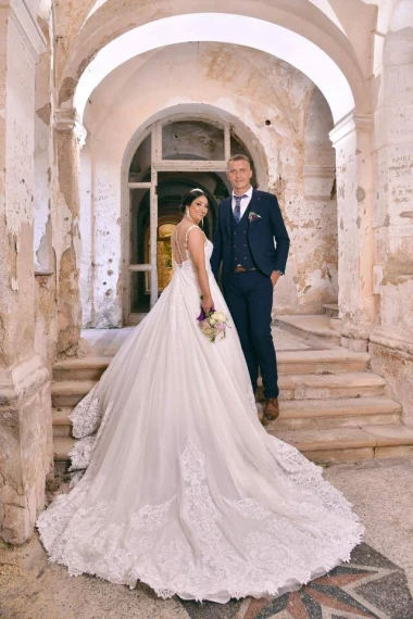 Čitateljice su nam poslale fotografije svojih vjenčanica - koju biste odabrali?