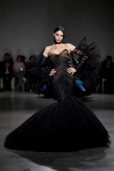 Modni bijeg od stvarnosti: Magična Sirianova kolekcija osvojila New York