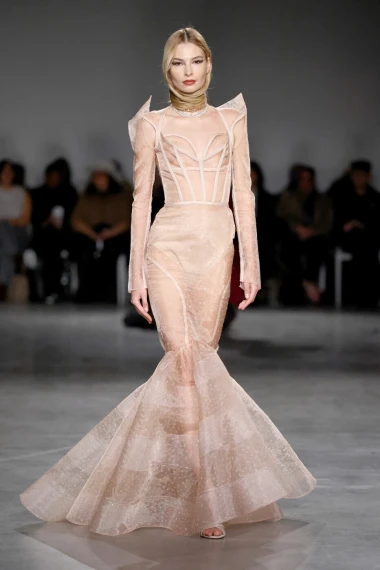 Modni bijeg od stvarnosti: Magična Sirianova kolekcija osvojila New York