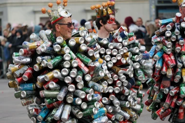 Veliko finale Riječkog karnevala: Pogledajte lude i najbolje ma&scaron;kare iz Rijeke