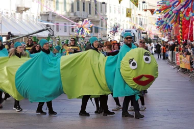 Veliko finale Riječkog karnevala: Pogledajte lude i najbolje ma&scaron;kare iz Rijeke