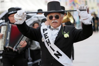 Veliko finale Riječkog karnevala: Pogledajte lude i najbolje ma&scaron;kare iz Rijeke