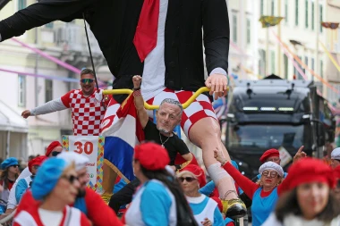 Veliko finale Riječkog karnevala: Pogledajte lude i najbolje ma&scaron;kare iz Rijeke