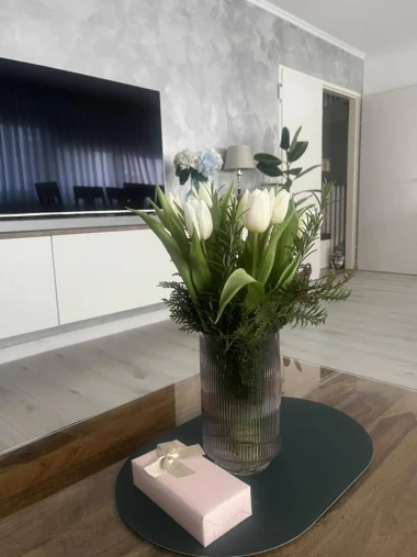 Dozivamo proljeće: Tulipani na&scaron;ih čitateljica u vazama donose svježinu i boje