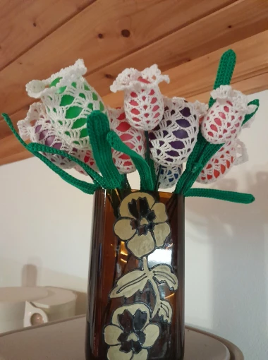 Dozivamo proljeće: Tulipani na&scaron;ih čitateljica u vazama donose svježinu i boje