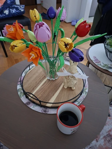 Dozivamo proljeće: Tulipani na&scaron;ih čitateljica u vazama donose svježinu i boje